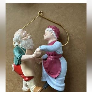 hodge podge Christmas Stuff
Decorations